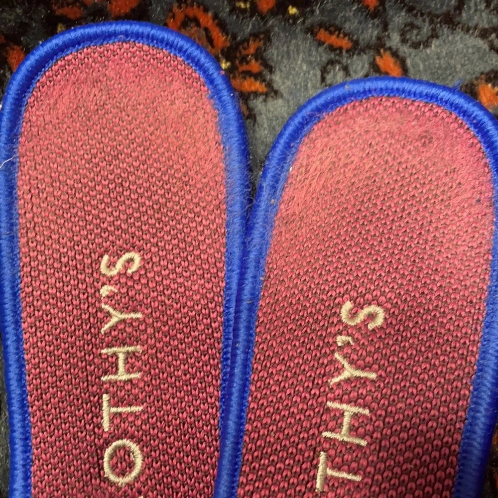 Magenta Rothy’s flats - Picture 2 of 5